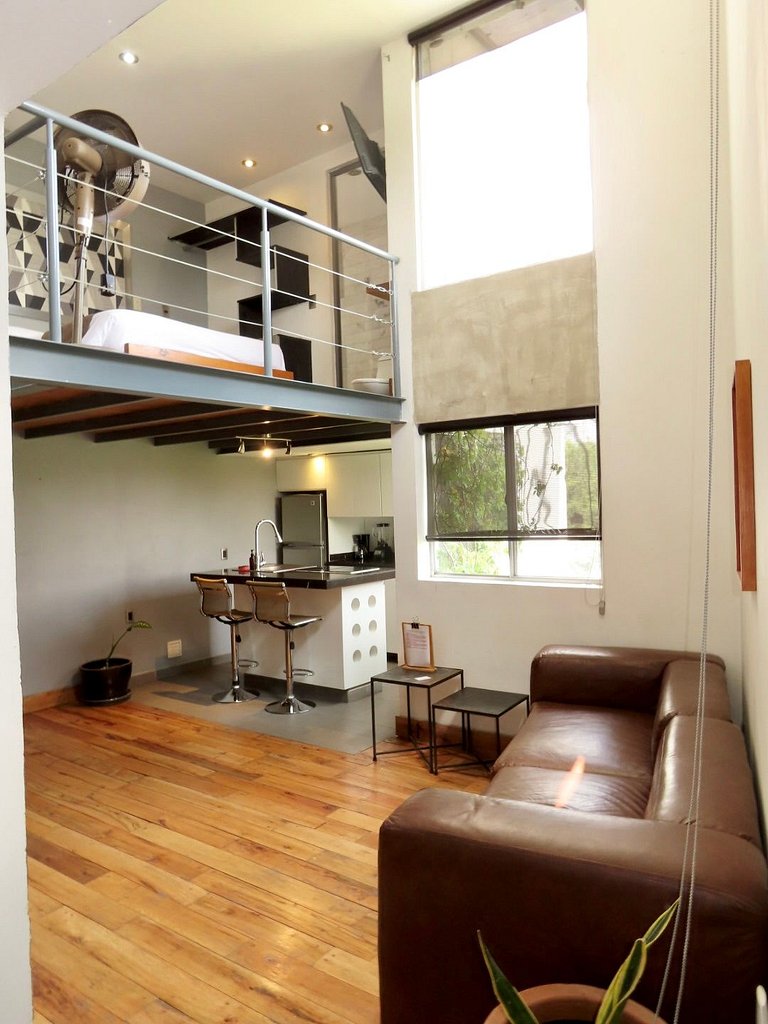 "Loft de ensueño 2ndHome: vive el lujo"
